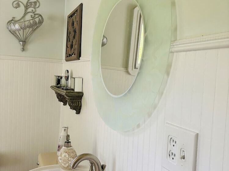 膳宿费 Greenock Manor