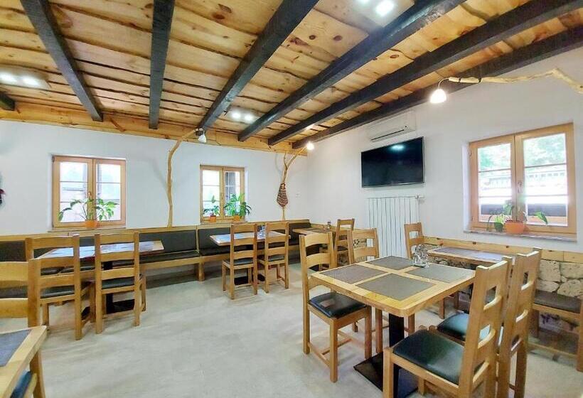 Пансион Guest House Plitvice Villa Verde