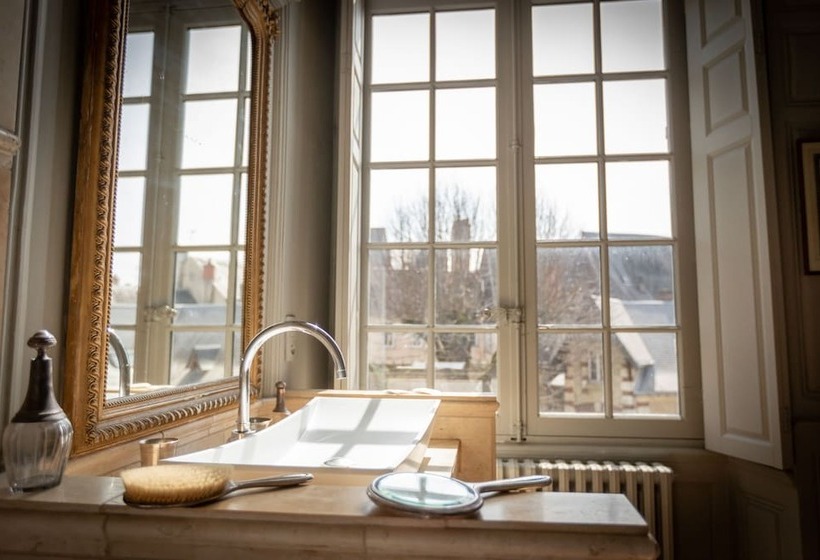 פנסיון Hôtel De Panette   Chambres Historiques