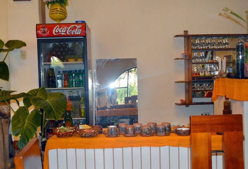 بنسيون Pirwa Urubamba Guest House