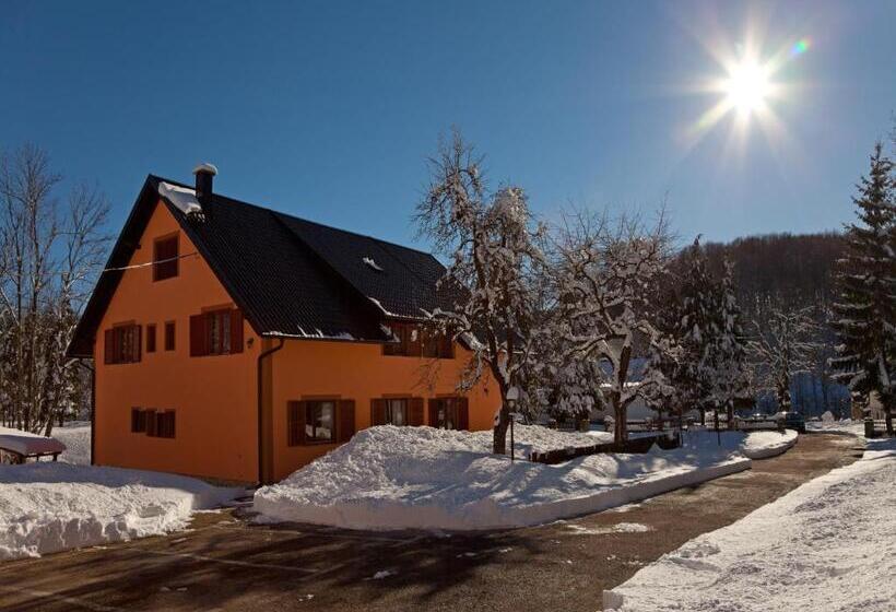 פנסיון Plitvice Rooms Family Glumac