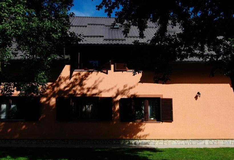 פנסיון Plitvice Rooms Family Glumac