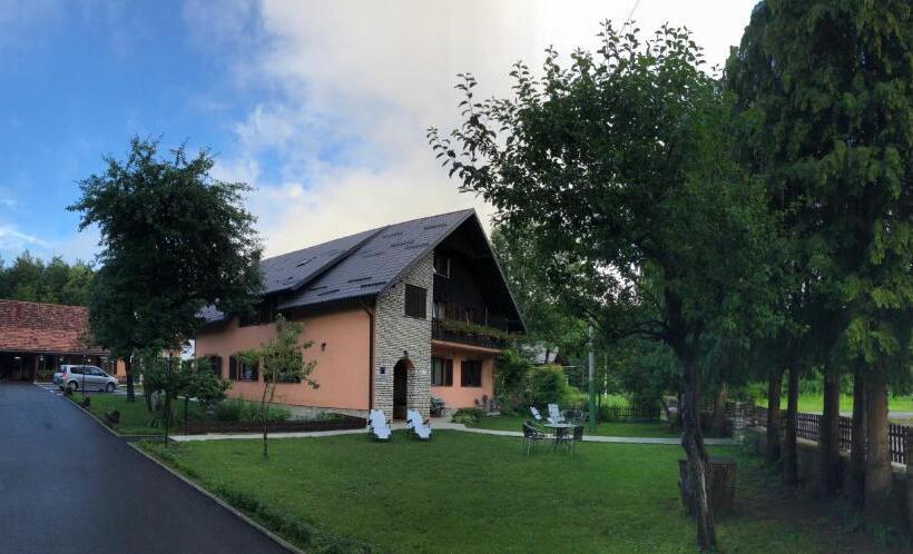 פנסיון Plitvice Rooms Family Glumac