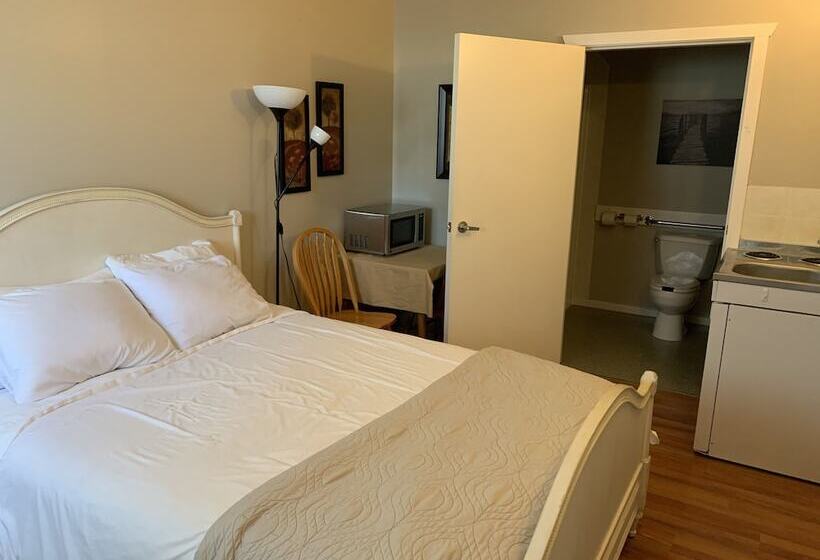 펜션 Smithers Guesthouse