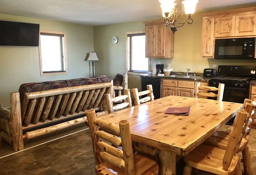 منتجع Sportsman's Lodge