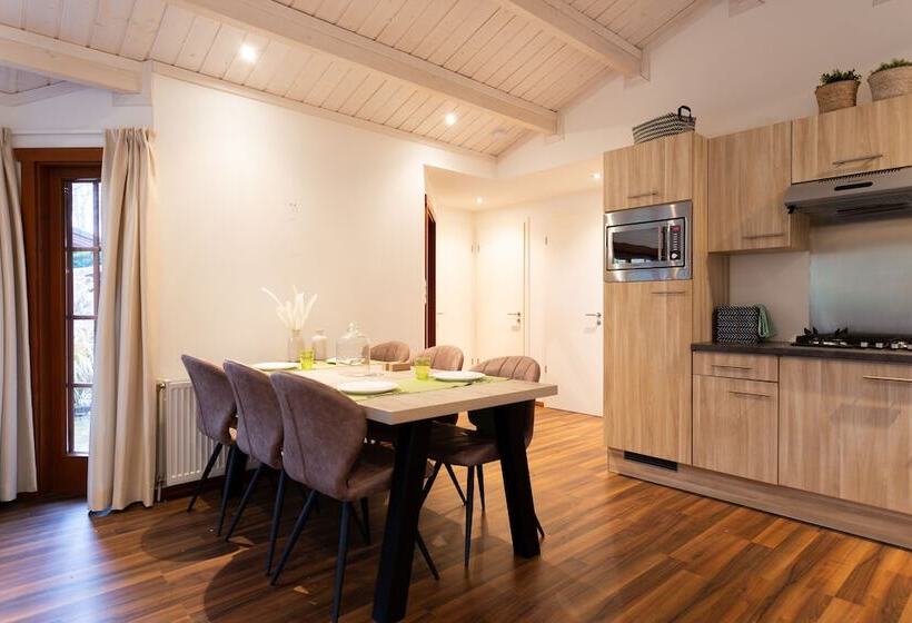 리조트 Topparken – Landgoed De Scheleberg