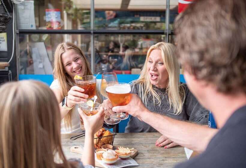 استراحتگاه Topparken Recreatiepark De Wielerbaan