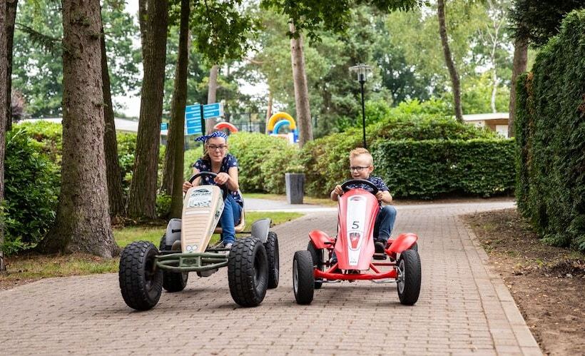 渡假胜地  Topparken – Recreatiepark ’t Gelloo