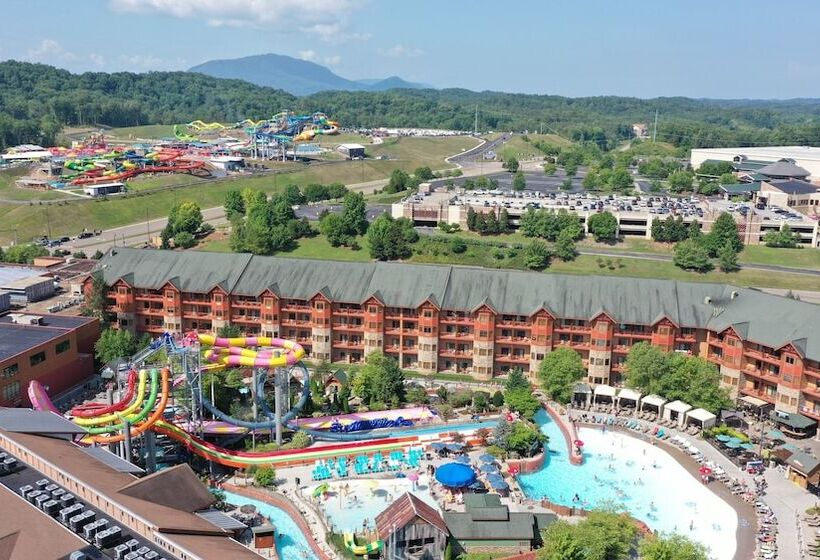 استراحتگاه Wilderness At The Smokies   Stone Hill Lodge