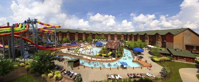 استراحتگاه Wilderness At The Smokies   Stone Hill Lodge