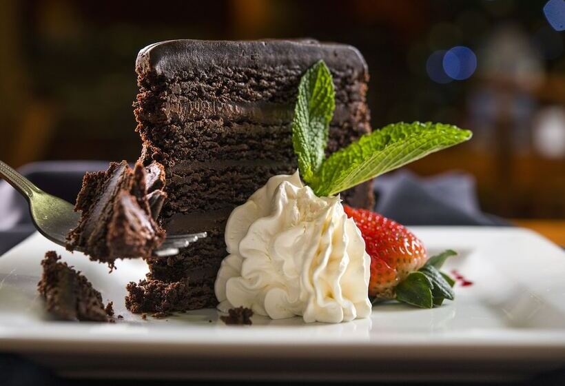 استراحتگاه Wilderness At The Smokies   Stone Hill Lodge