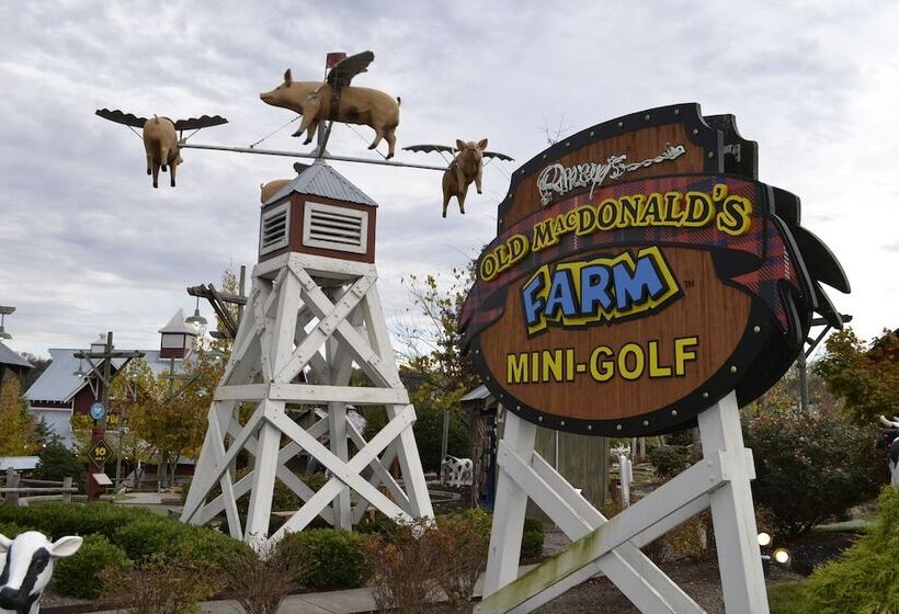 Skinny Dippin 1 Br Cabin By Redawning