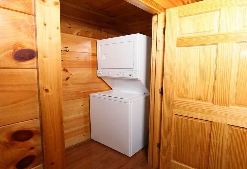 Skinny Dippin 1 Br Cabin By Redawning