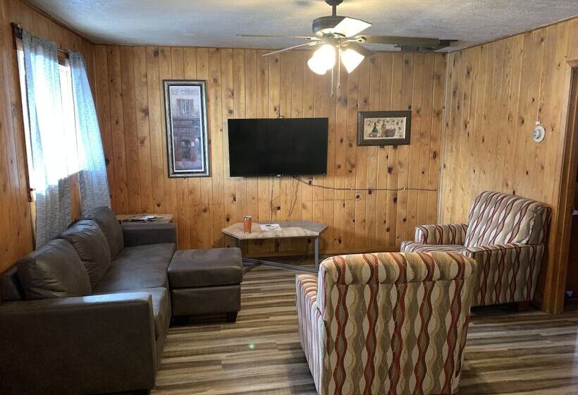 South Fork Lodge & Rv Park