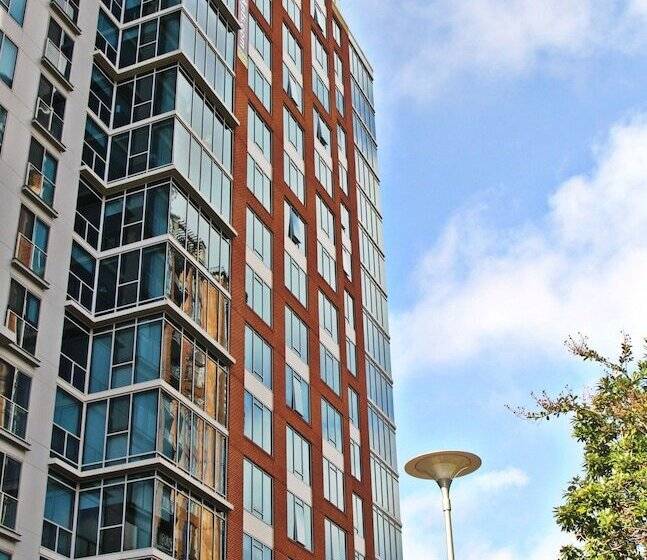 Weichert Suites At The Ovation