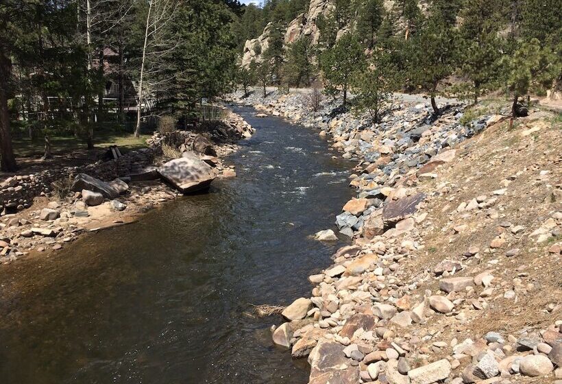 Wendy's Canyon Cottages