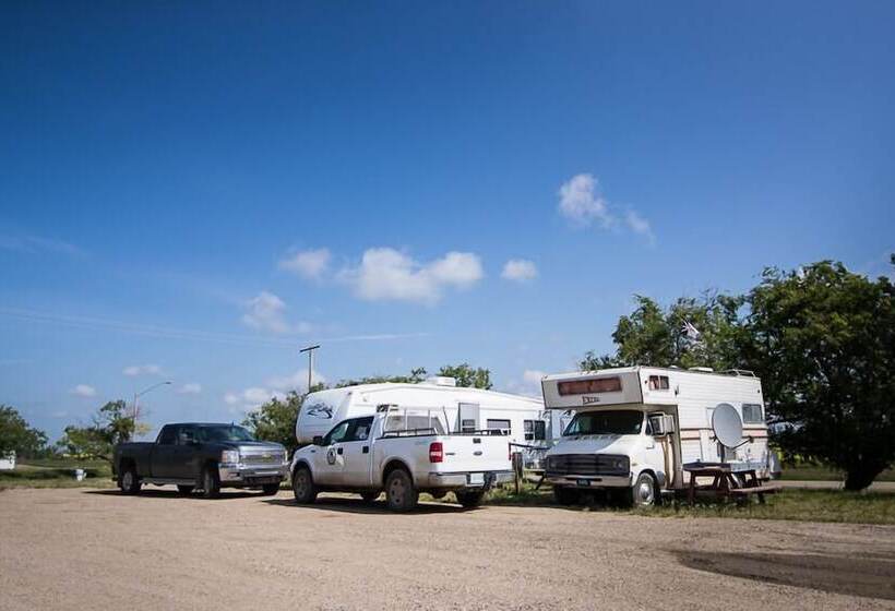 Wild Goose Motel And Campground