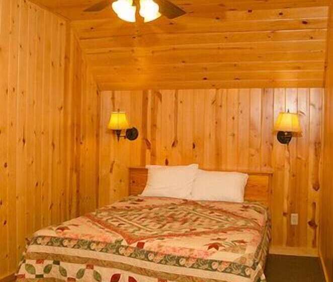 Woodland Beach Resort