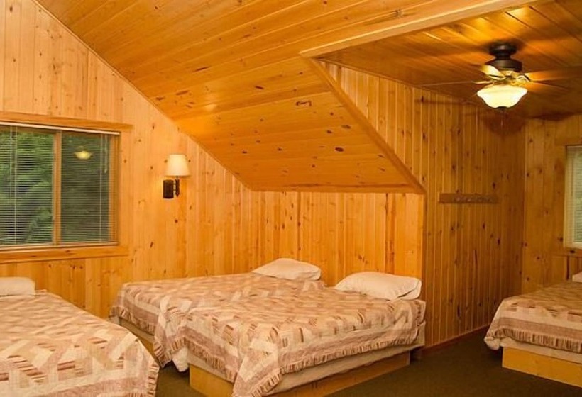 Woodland Beach Resort