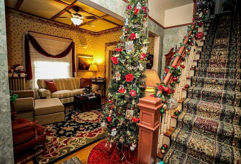 3rd Street Nest Bed & Breakfast