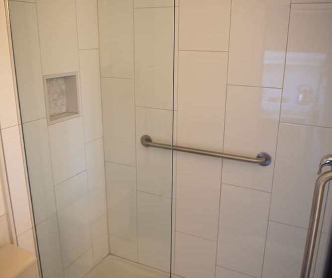 Adams Golden Acres Motel