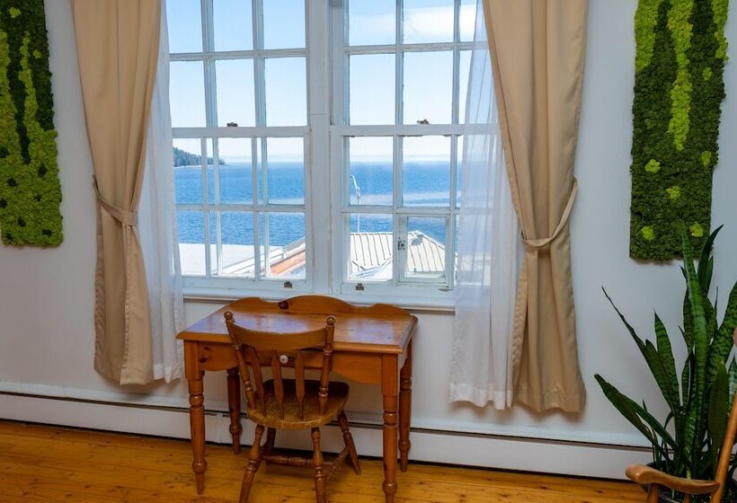 Общежитие La Secousse