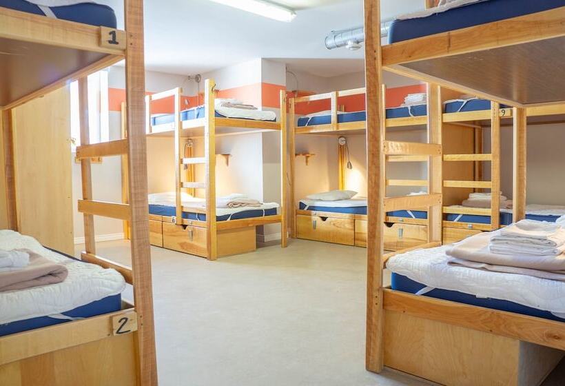 Общежитие La Secousse