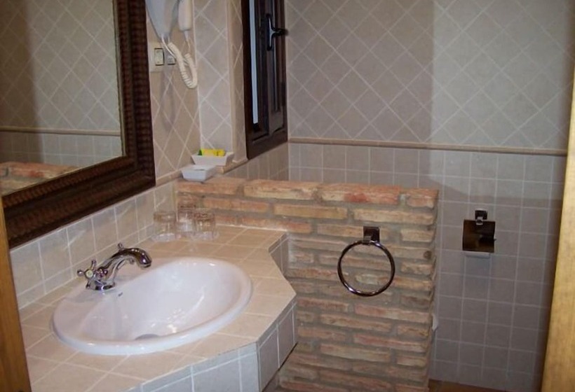 Apartamentos Turísticos Doña María La Brava