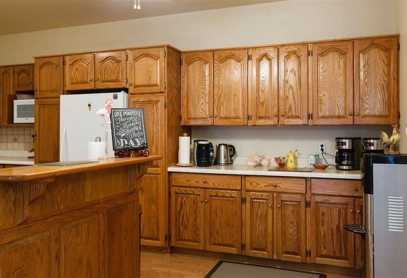 مبيت وإفطار Bee 'n Bee Bed N' Breakfast