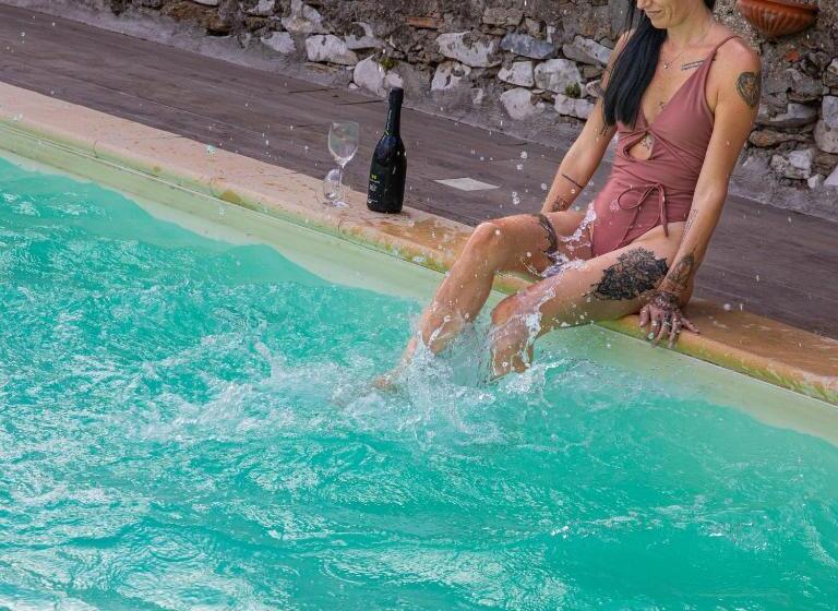 Bed and Breakfast La Cava Di Terzo