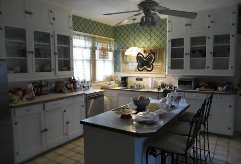 مبيت وإفطار Parrish Grove Inn