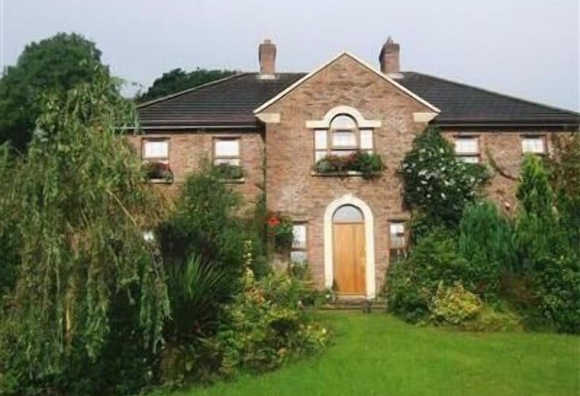 مبيت وإفطار Tirconaill Lodge