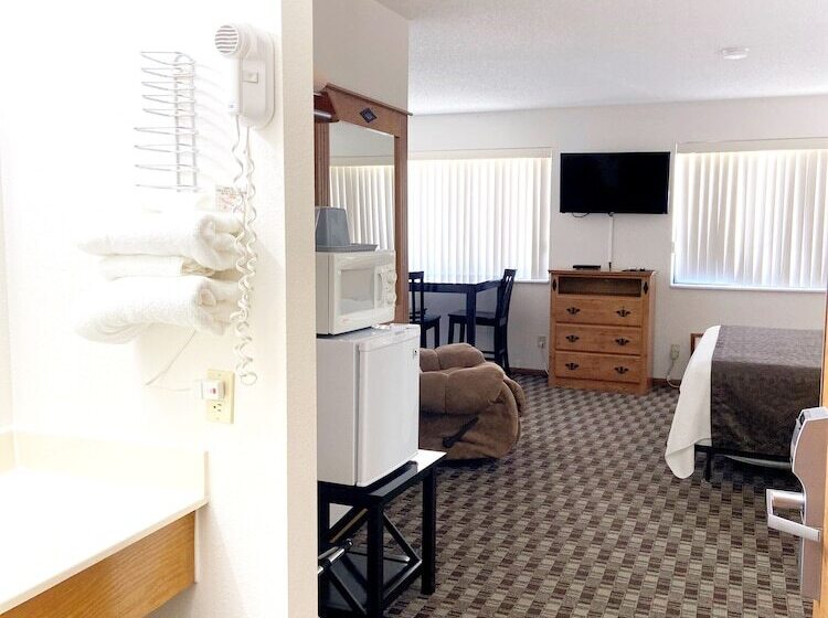 Burke Inn Motel & Suites