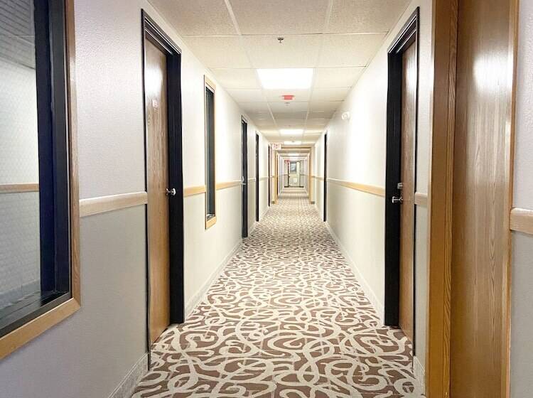 Burke Inn Motel & Suites