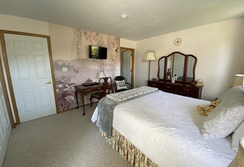 Crown House Bed & Breakfast