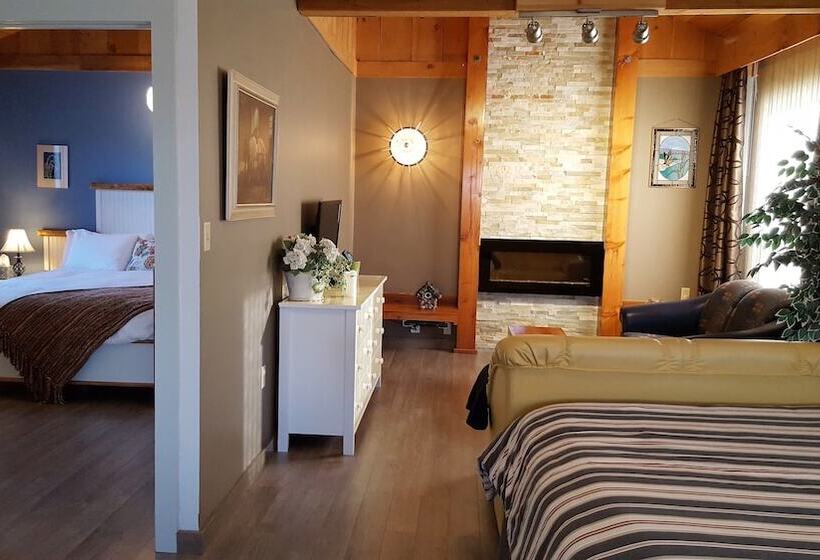 Duck Pond Bed & Breakfast Cottage