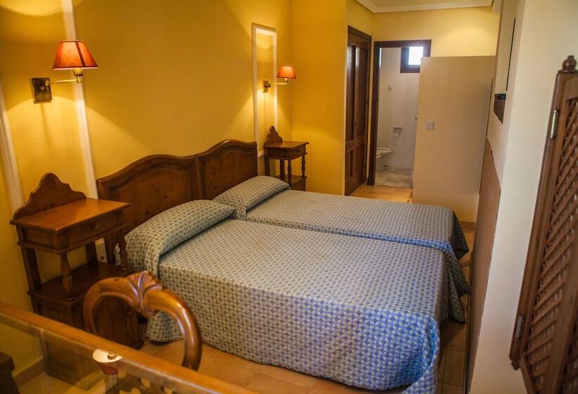 Estudios Turisticos Bahia Sur