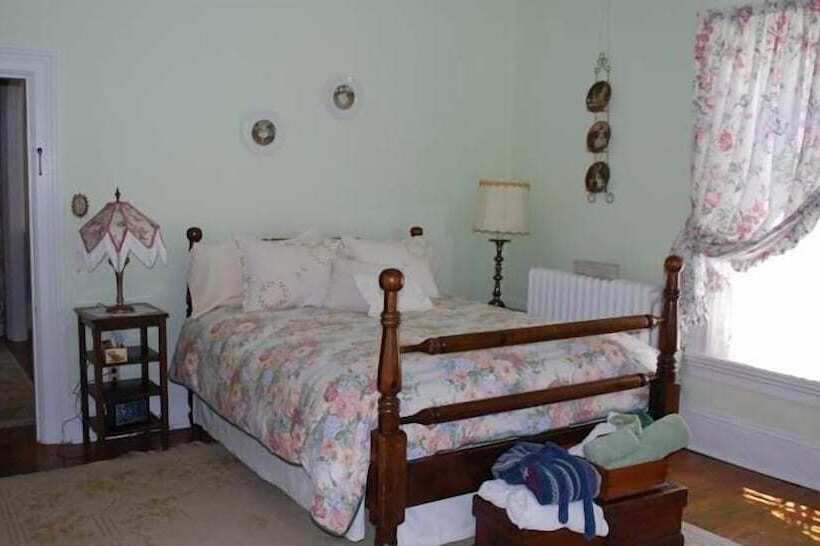 Heathercroft Bed And Breakfast