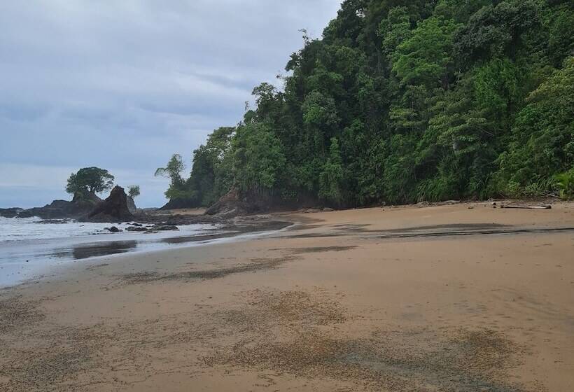 פונדק Ecohotel Linda Judith