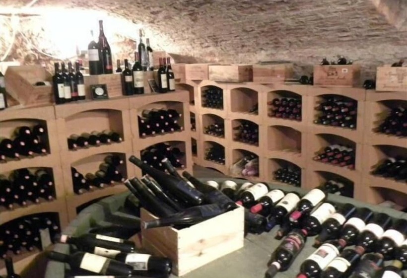 פונדק Landgasthof Adler