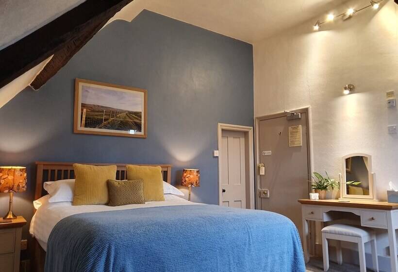 簡易ホテル The Castle