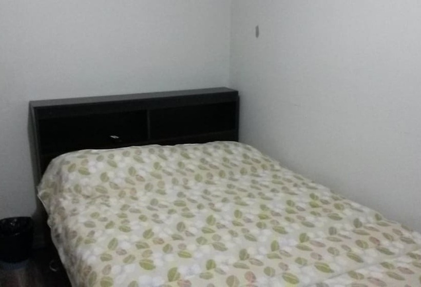 בית מלון כפרי Auberge La Sept îloise