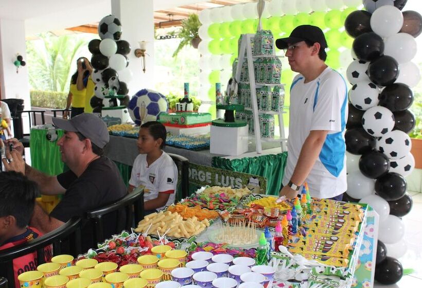 هتل Christian Resort