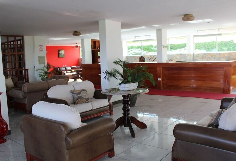 هتل Christian Resort