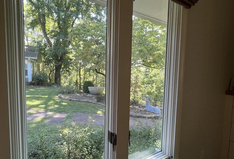 בית מלון כפרי Eureka Zen Cottages