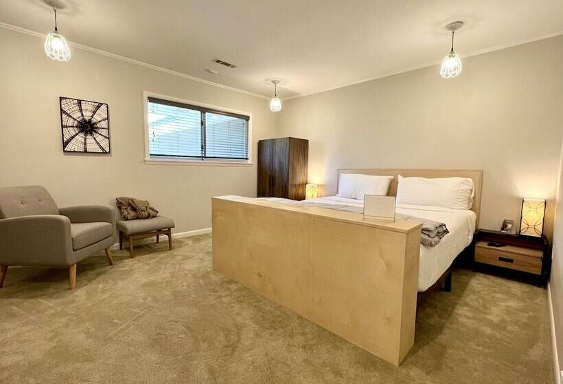 בית מלון כפרי Eureka Zen Cottages