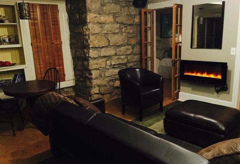 בית מלון כפרי Eureka Zen Cottages