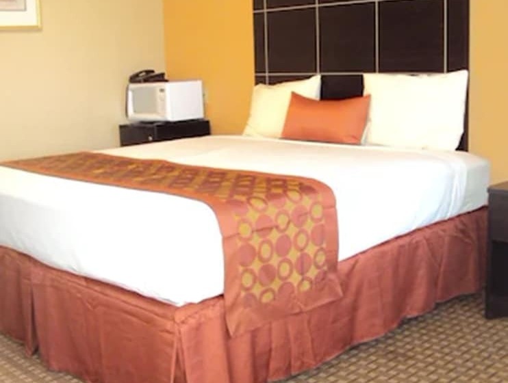 호텔 Executive Inn Crystal City