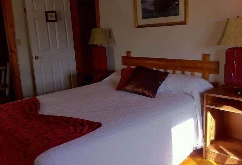 호텔 Green Highlander Lodge