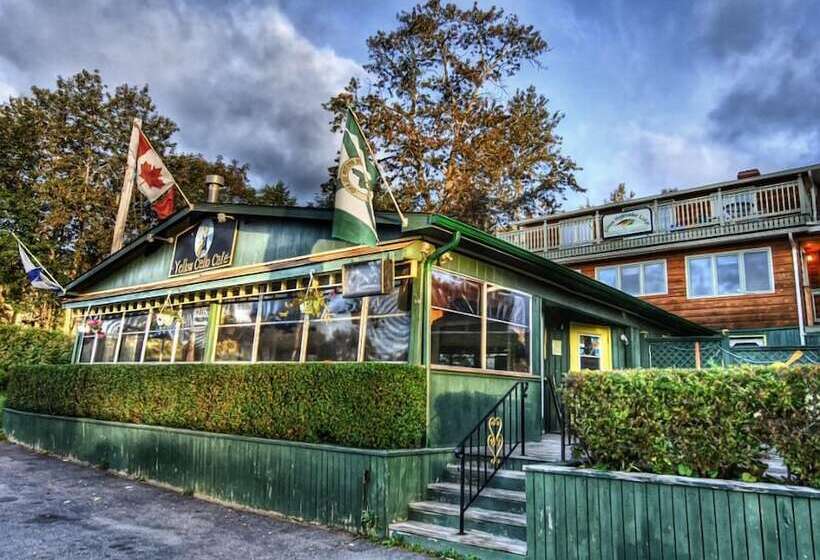 호텔 Green Highlander Lodge